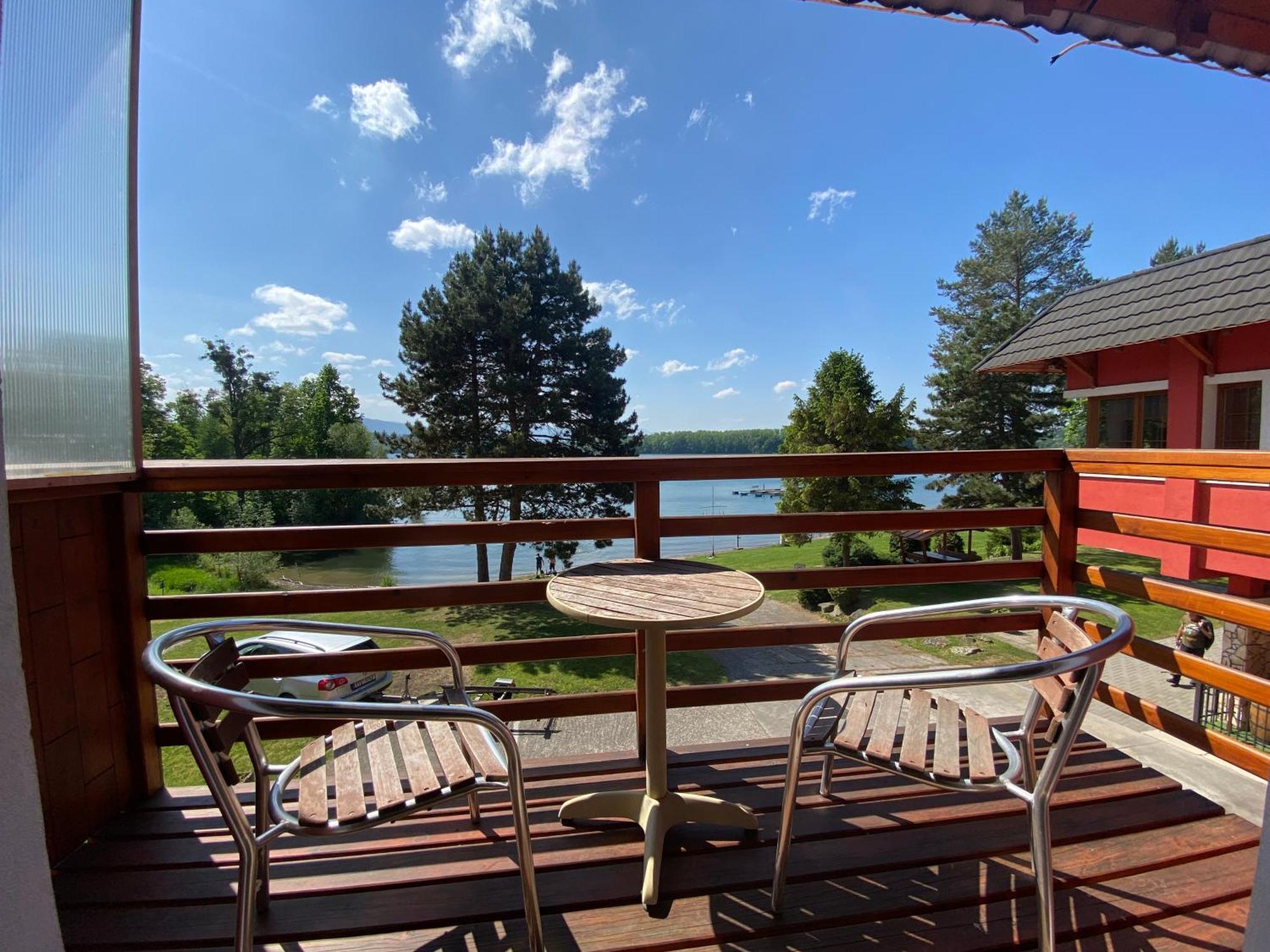 Majak U Zermanicke Prehrady Apartment Pitrov